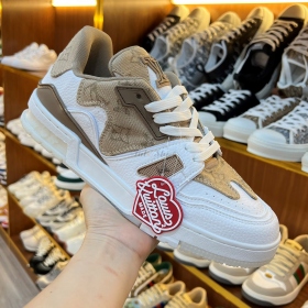 LV Trainer Text Brown White