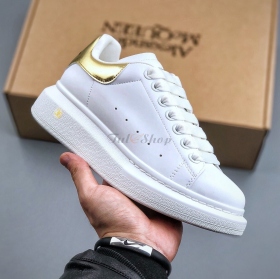 Mcqueen trắng gót vàng