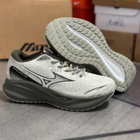 Mizuno Astro Plus Green Olive