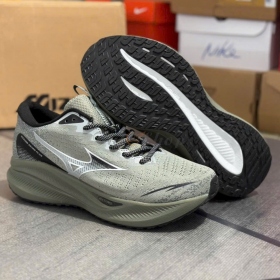 Mizuno Astro Plus Khaki Black