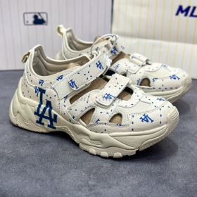 MLB Chunky Mask LA Pattern