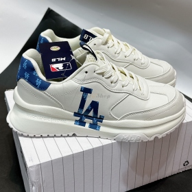 MLB Chunky Runner Classic Monogram LA Doggers White Blue