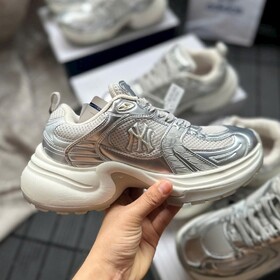 MLB Curve Runner White Silver