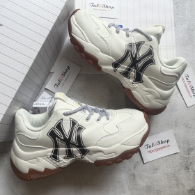 MLB New York Yankees Big Ball Chunky Embo