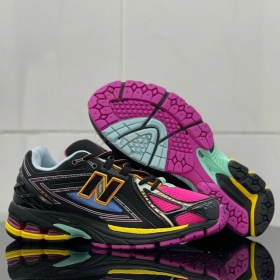 New Balance 1906R Neon Nights