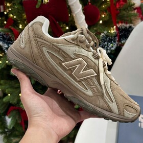 New Balance 204L Mushroom Arid Stone