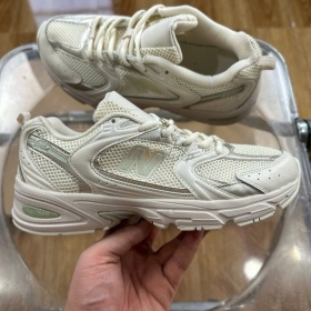 New Balance 530 Light Beige