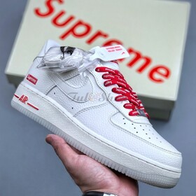 Nike Air Force 1 x Supreme White