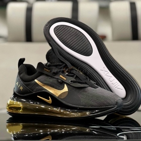 Nike Air Max 720 Flyknit Black Gold