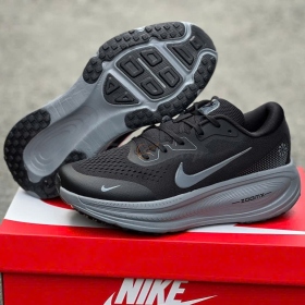 Nike Air Zoom Vomero 18 Black Dark Grey