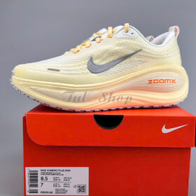 Nike Air Zoom Vomero Plus Summit White Gypsum