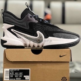 Nike Cosmic Unity 2 Black Football Grey