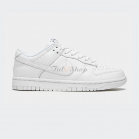 Nike Dunk Low Triple White