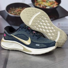 Nike Journey Run Armory Navy/Green Strike