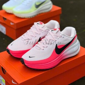 Nike Revolution 8 Pink Foam