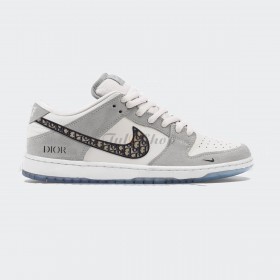 Nike SB Dunk Low x Dior Grey Sail