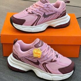 Nike Skate Dark Pink Brown