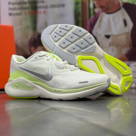Nike Structure 26 White Barely Volt