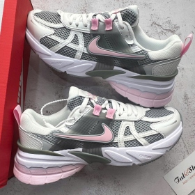 Nike V2K Runtekk Light Pumice Pink Foam