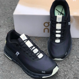 On Running Cloudnova Dark Black White