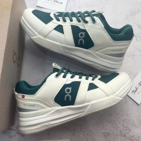 On Running Roger Clubhouse Pro Green