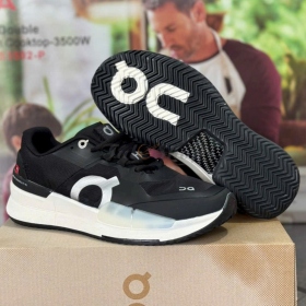 On Running Roger Pro 2 Black White