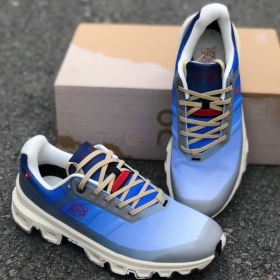 On Running Swiss Engineering Blue Cream