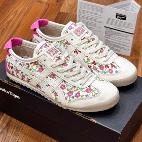Onitsuka Tiger Mexico 66 Sakura Flower