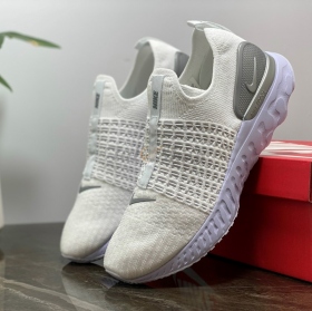React Phantom Run Flyknit 2 All White