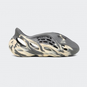 Yeezy Foam Runner Moon Grey